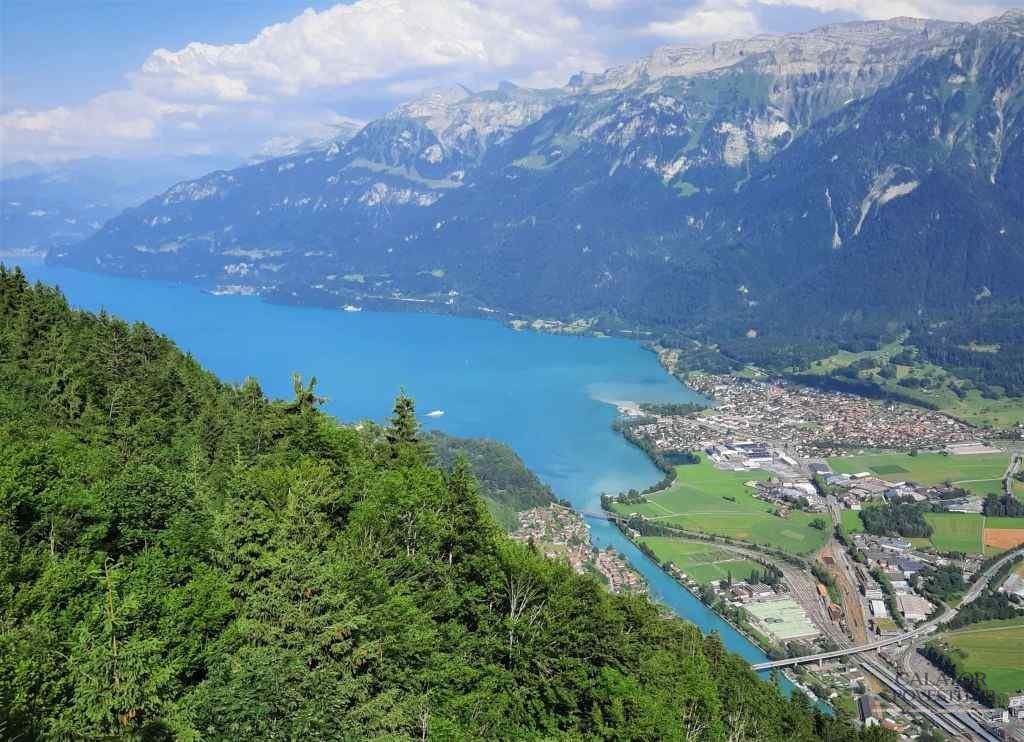 Interlaken - 5 destinatii incitante pe care sa le vizitezi in vacanta