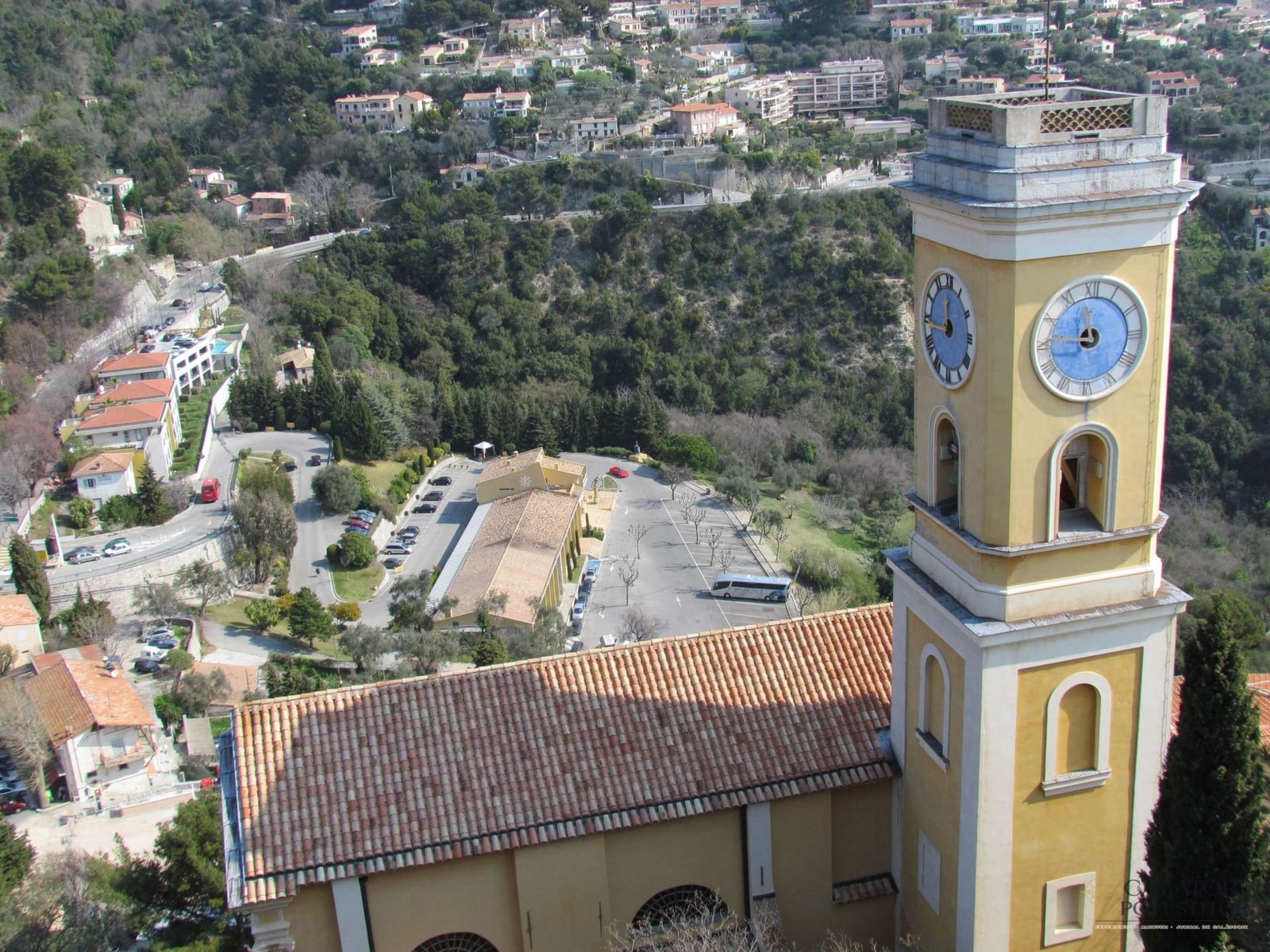 Vacanta la Nisa