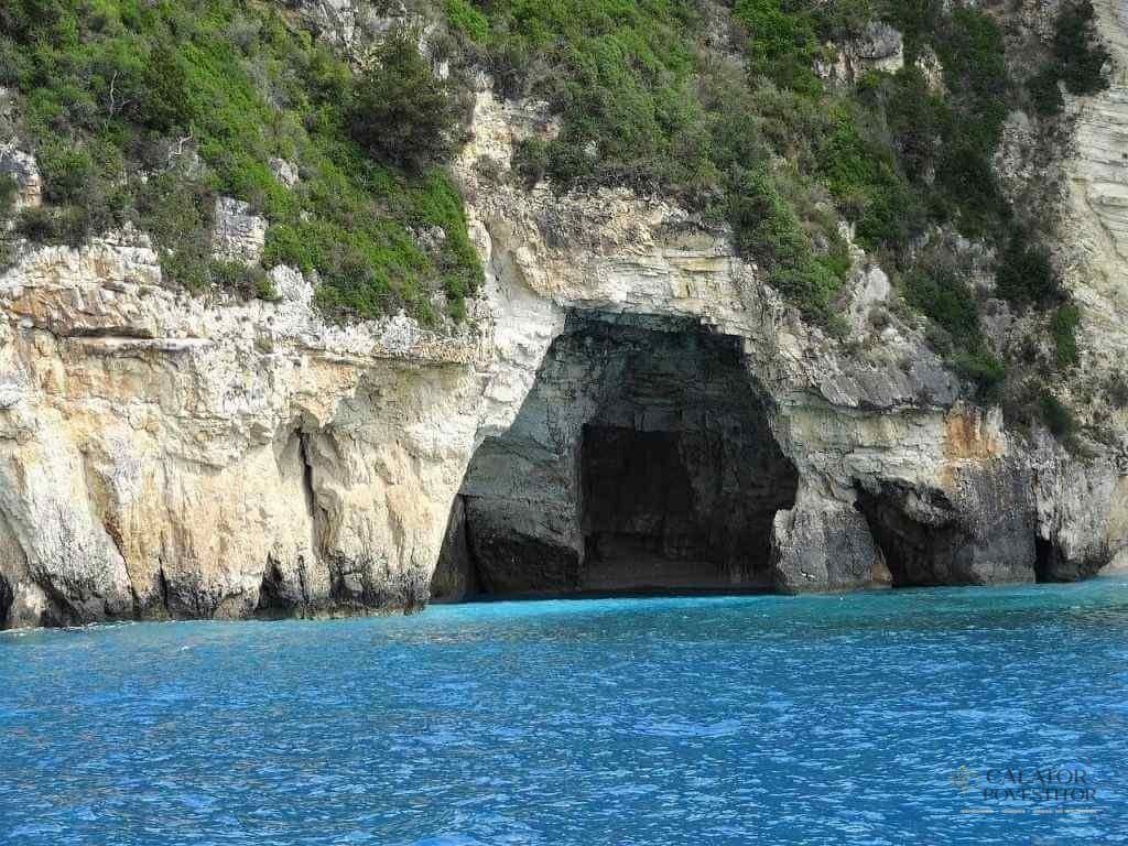 Paxos - Blue Caves