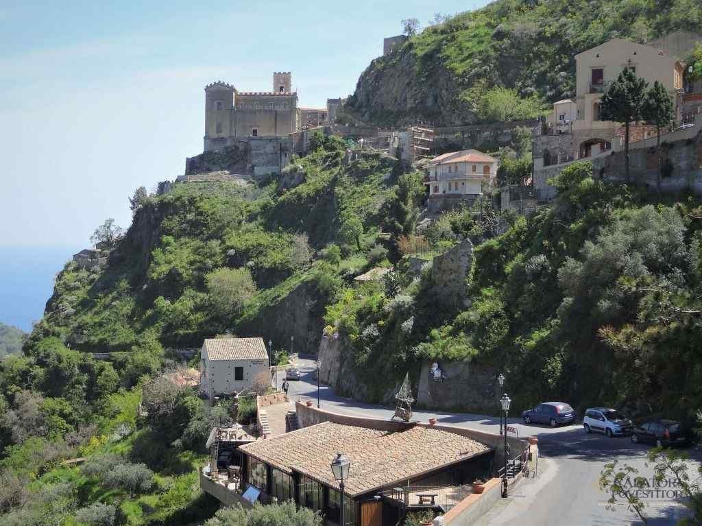 3 atractii turistice de neratat:Savoca,Forza d’Agro si Gole Alcantara