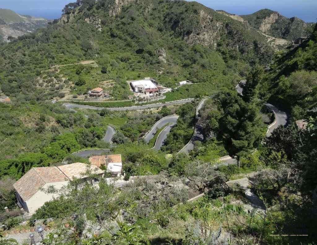 3 atractii turistice de neratat:Savoca,Forza d’Agro si Gole Alcantara