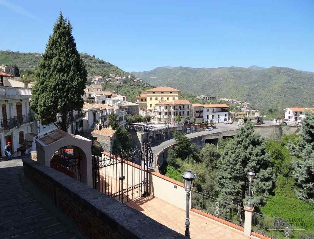 3 atractii turistice de neratat:Savoca,Forza d’Agro si Gole Alcantara