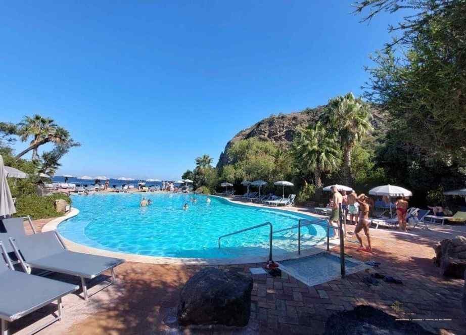 Atractii turistice Ischia, Terme Negombo
