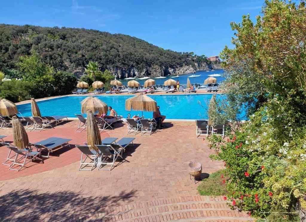 Atractii turistice Ischia, Terme Negombo