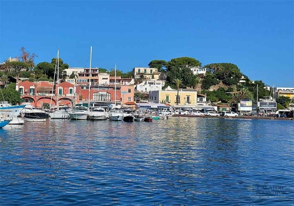 Ghid complet insula Ischia - Italia
