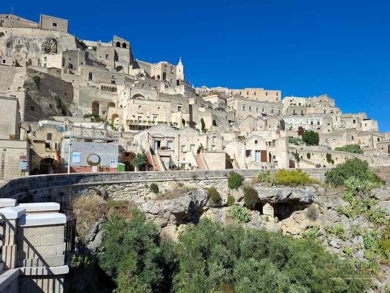 Matera – orasul cu case sapate in stanca — 15