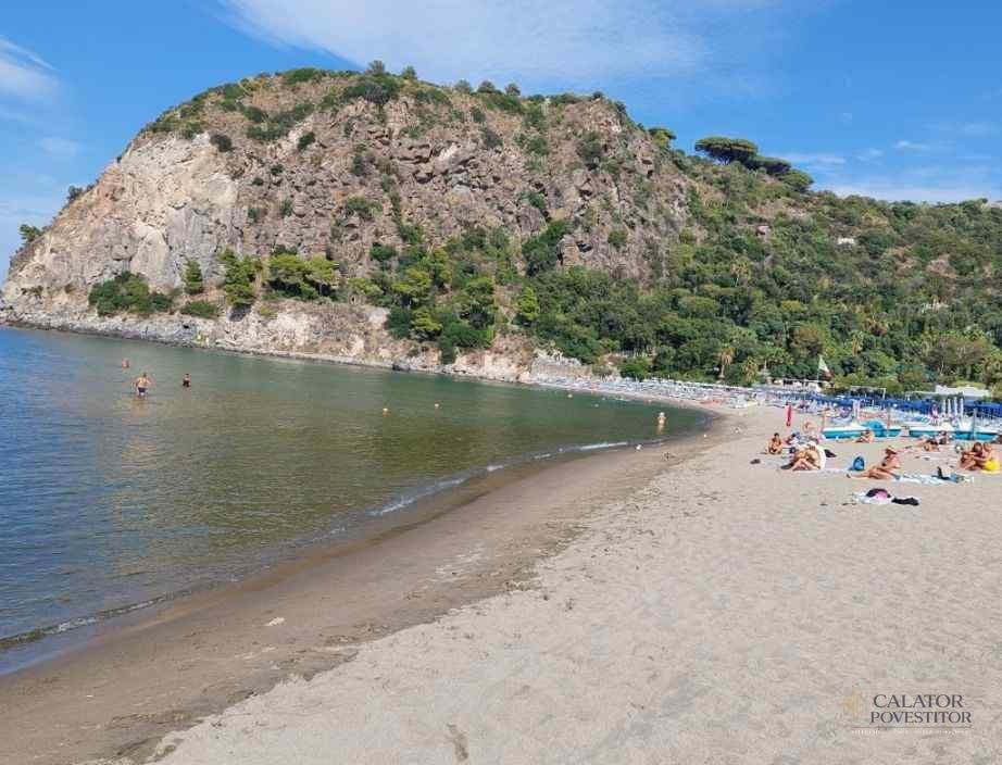 plajele uimitoare de pe insula Ischia