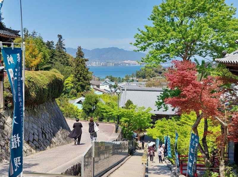 Atractii turistice de top din Japonia - Hiroshima si insula Miyajima