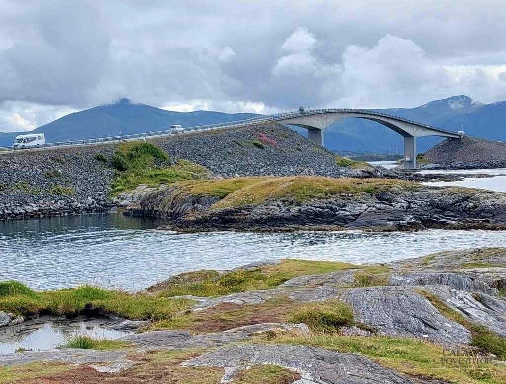 Calatorie in Norvegia : Atlantic Road si alte atractii turistice in Tara Fiordurilor