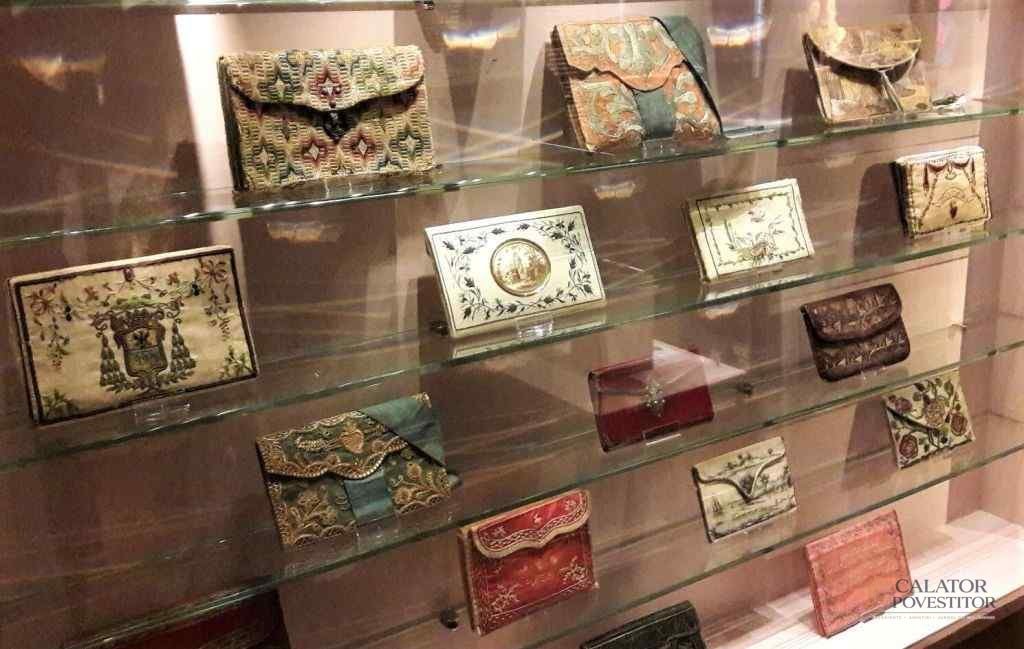 Obiective turistice din Amsterdam  - Bags and Purse Museum