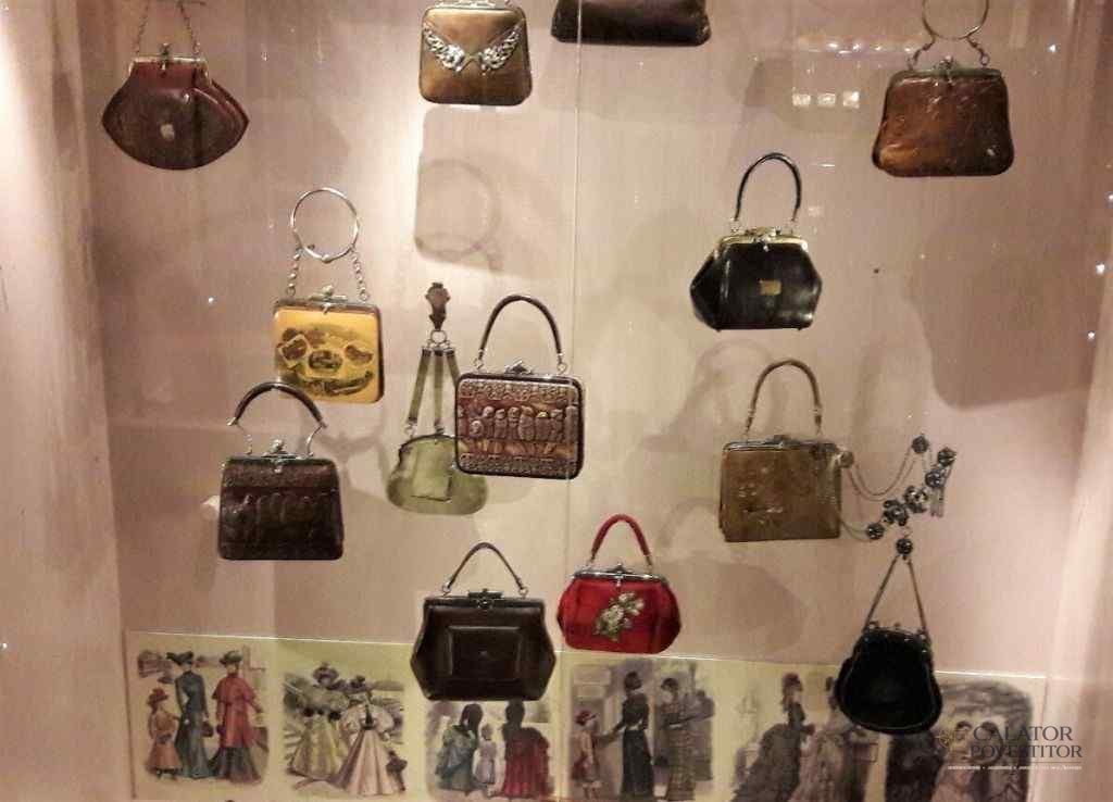 Bags and Purse Museum