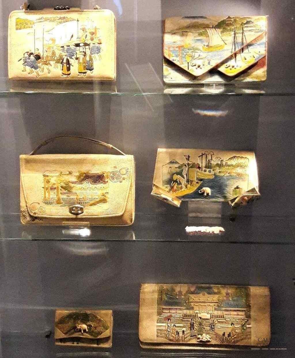 Bags and Purse Museum