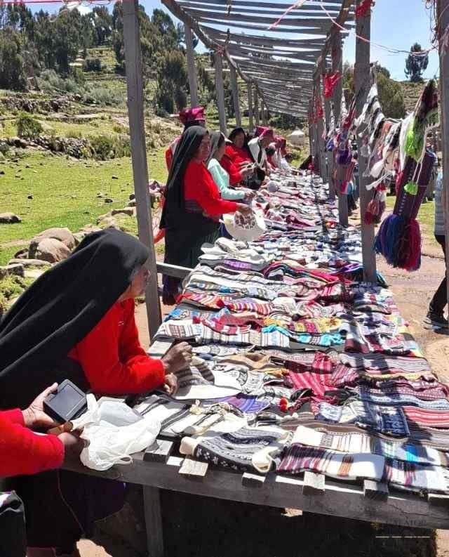lacul titicaca peru