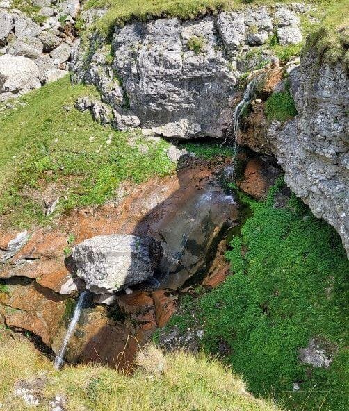 Frumusetea Muntilor Bucegi: traseu inedit spre varful Omu