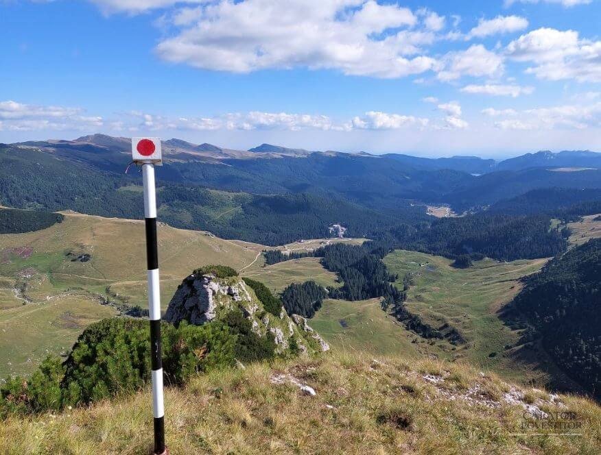 Frumusetea Muntilor Bucegi: traseu inedit spre varful Omu