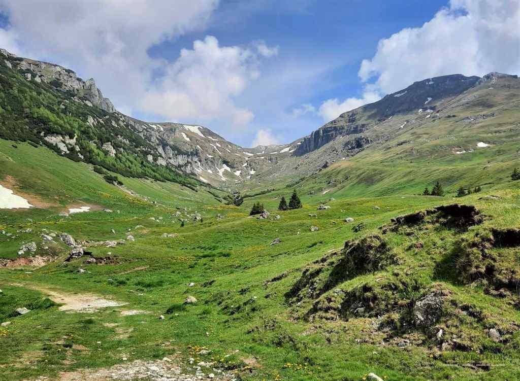 Trasee montane din Bucegi - Cascada Doamnele