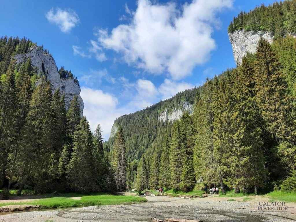Trasee montane din Bucegi - Cheile Zanoagei