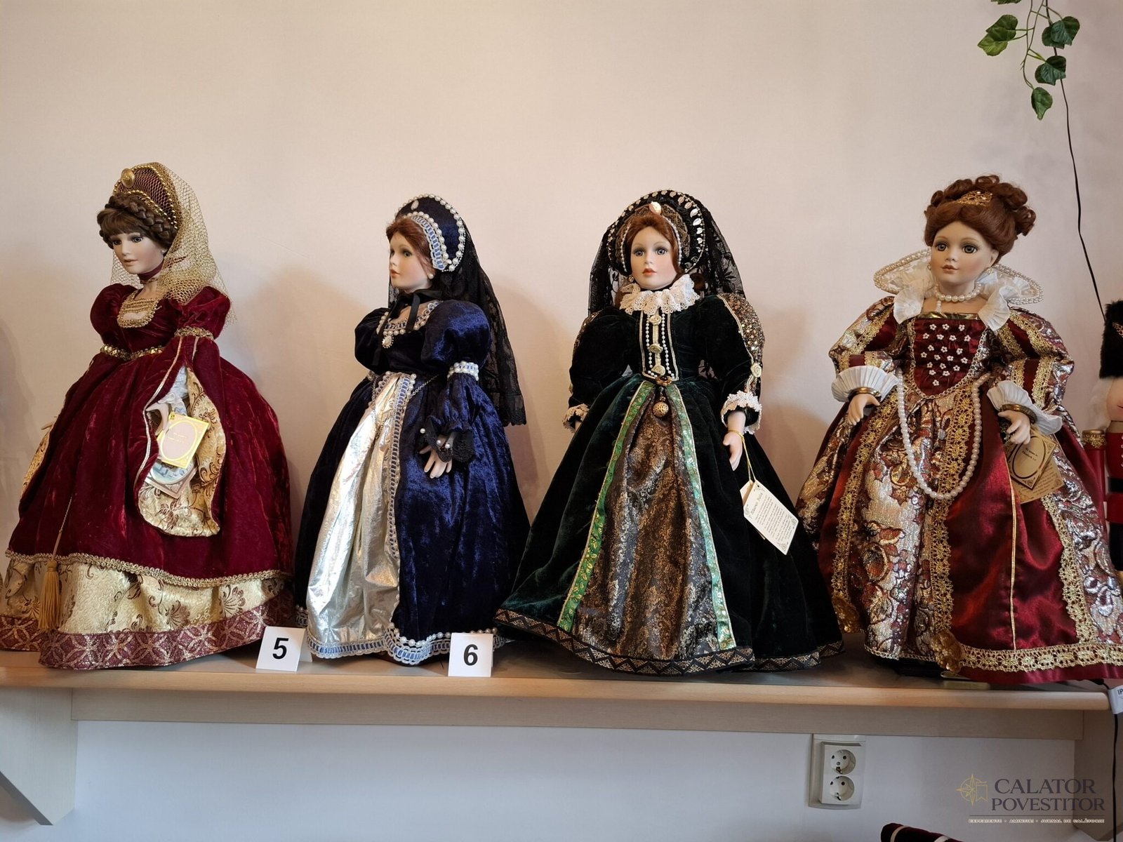 Unic in Romania-Muzeul de Papusi — 24