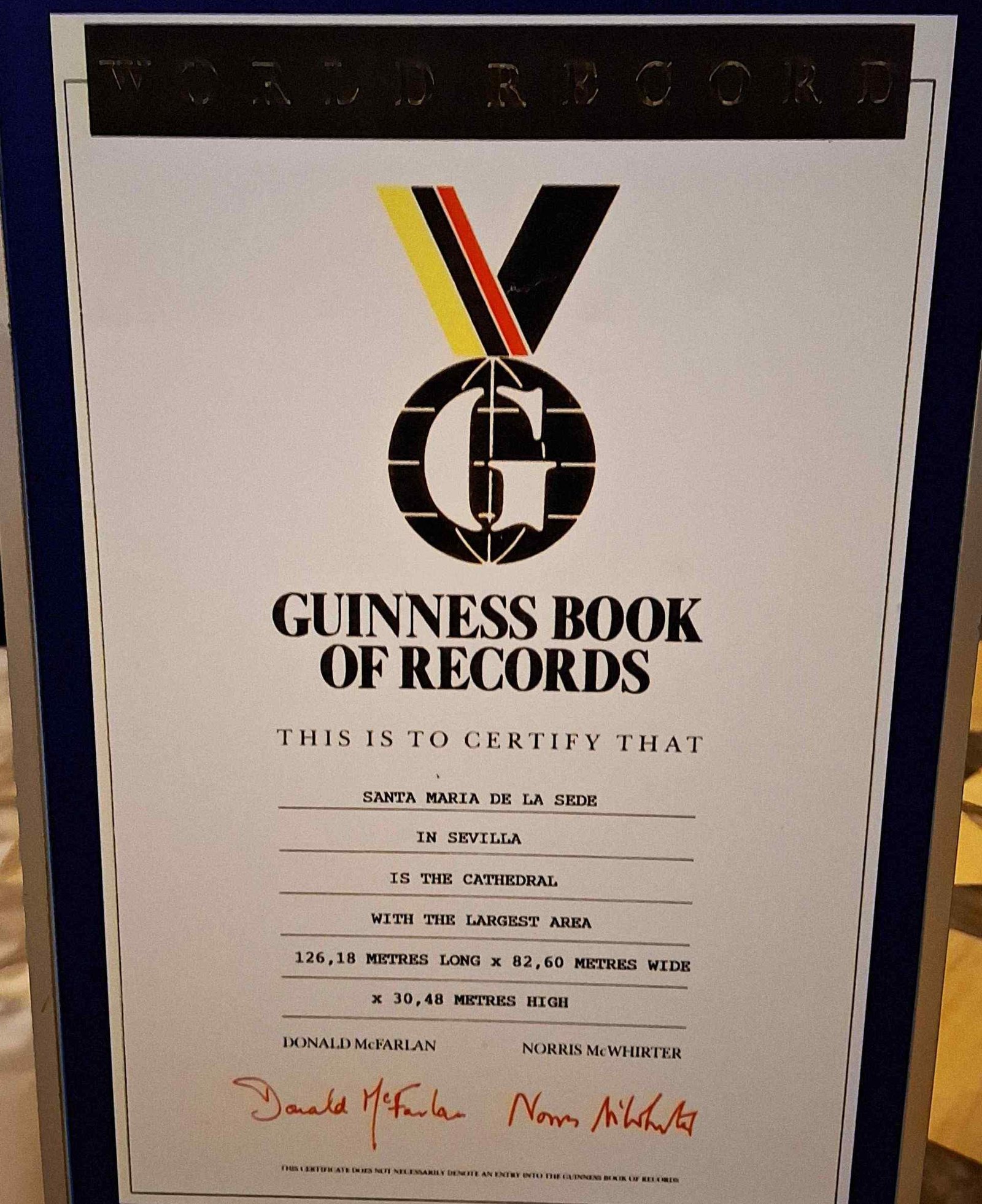 certificat guinness book catedrala sevilla