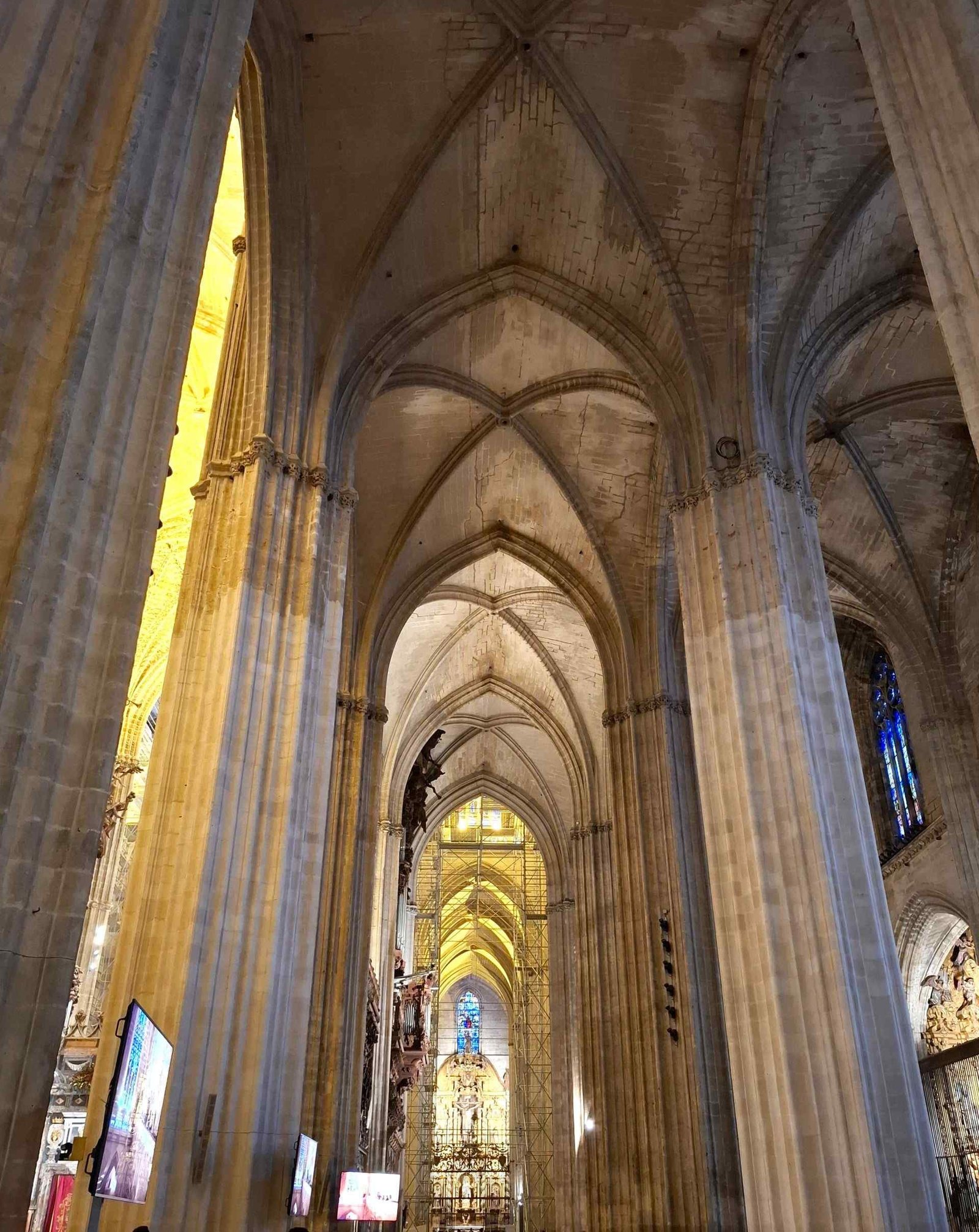 interior catedrala sevilla