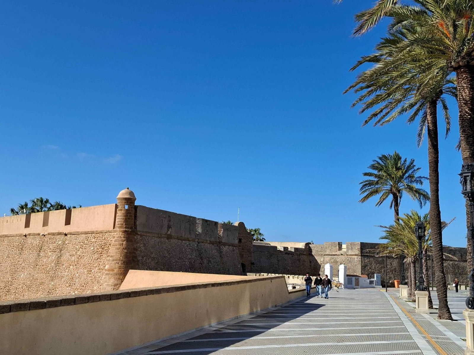 Ghid Cádiz pentru 1 zi: Ce vizitezi într-o excursie din Sevilla — 19