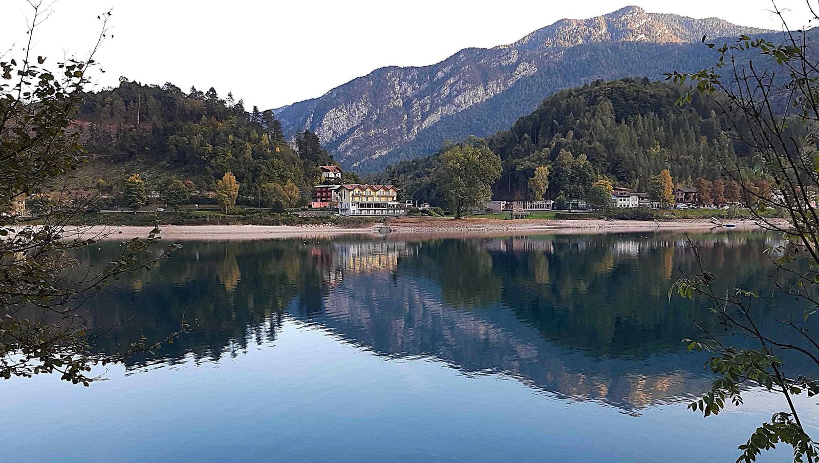 Lacul Garda: 3 Atracții Turistice de Top în Nordul Italiei